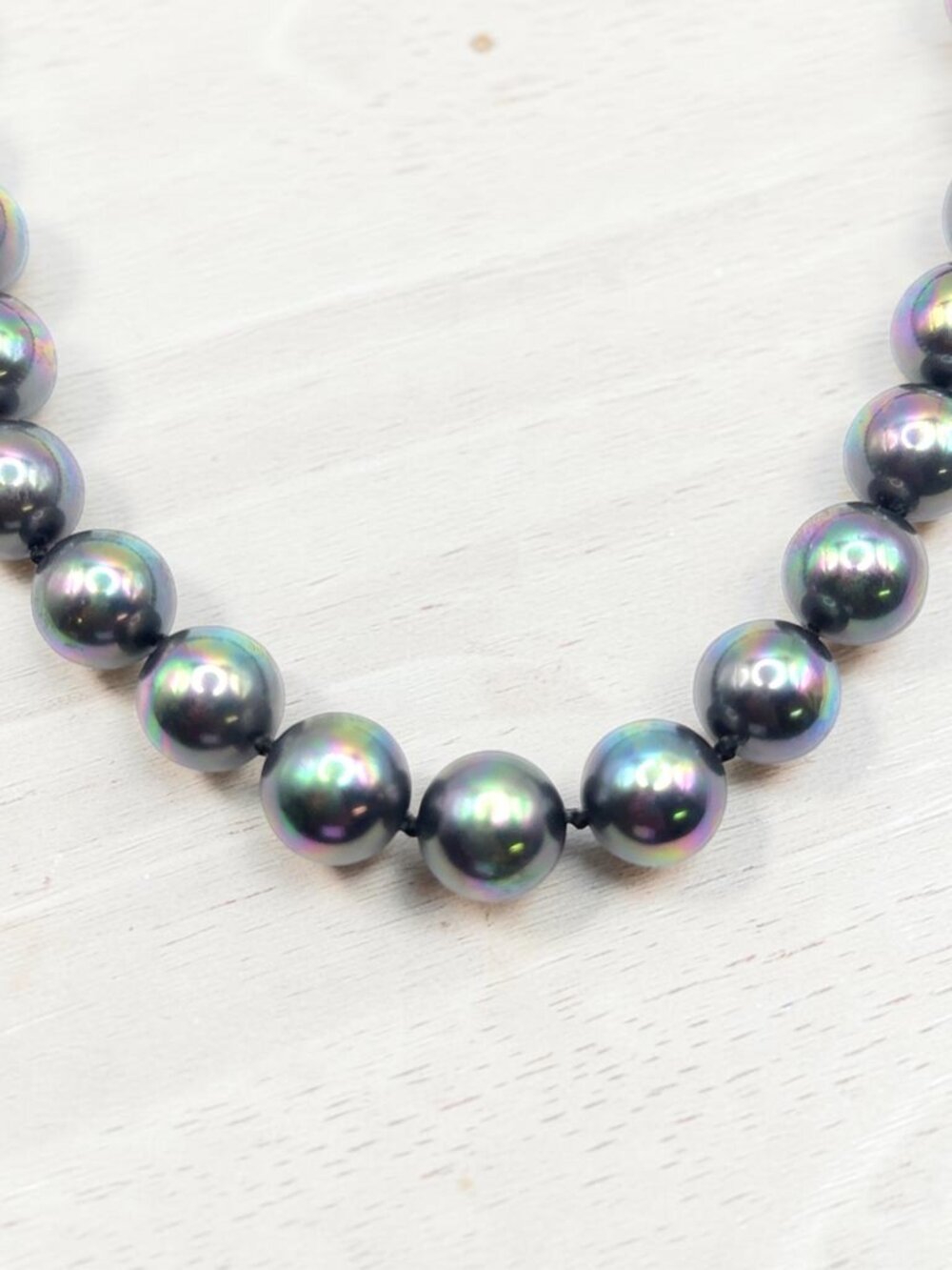 14.0 - 14.5 mm Simulated Tahitian Pearl Strand